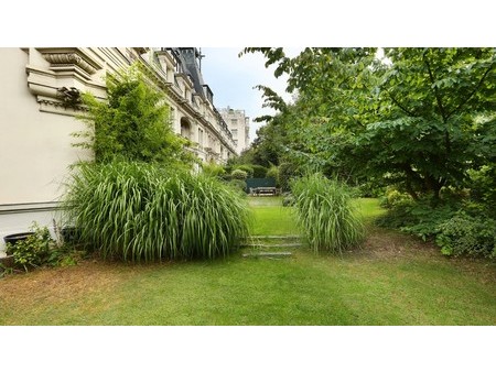 neuilly-sur seine - a superb apartment with a garden  neuilly sur seine  il 92200 residenc