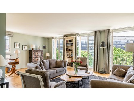 paris 5th district a sunny 5-bed apartment  paris  pa 75005 residence/apartment for sale