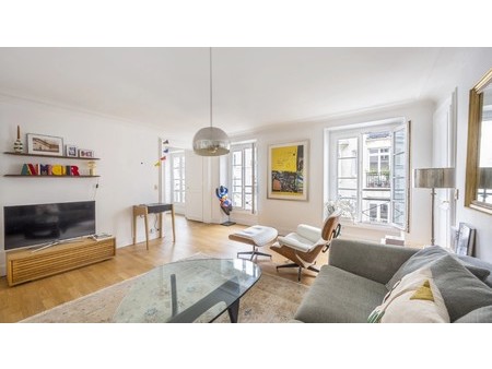 paris 6th district a 5-room apartment in a prime location  paris  pa 75006 residence/apart