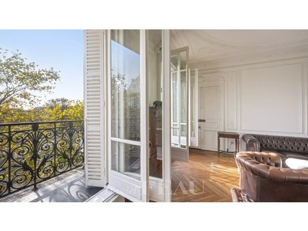 paris 10th district an elegant 4-bed apartment  paris  pa 75010 residence/apartment for sa