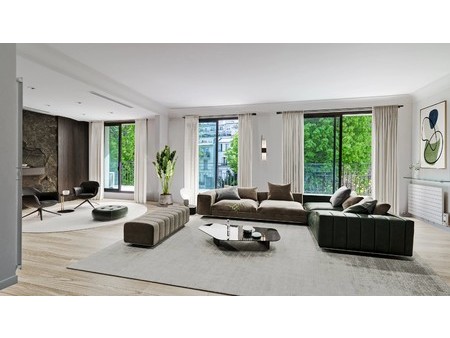 paris 16th district a bright 3-bed apartment  paris  pa 75016 residence/apartment for sale