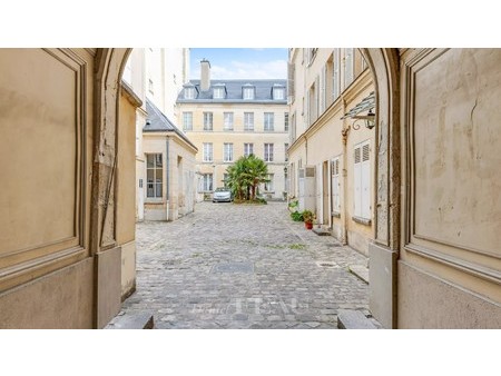 versailles an elegant 5-bed apartment  versailles  il 78000 residence/apartment for sale