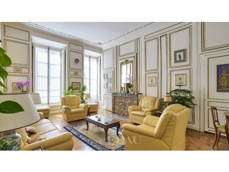 versailles chteau a prestigious 4-bed apartment  versailles  il 78000 residence/apartment 