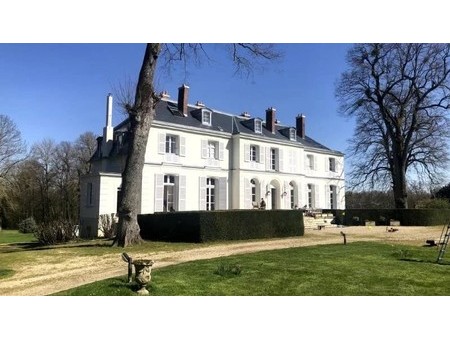 seine-et-marne  south of meaux  prestigious 17th-century property on 20 hectares of parkla