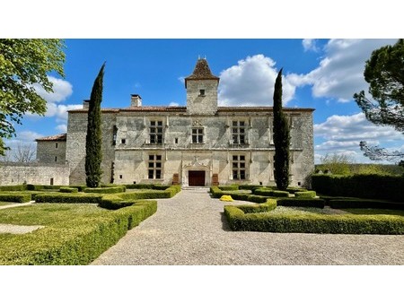 15th century listed castle  jewel of the renaissance in quercy  toulouse  hg 31000 other f