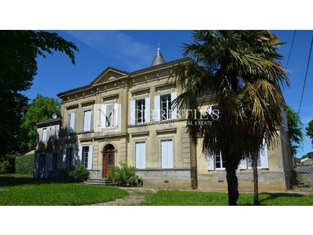 saint emilion - bourgeois house in the heart of the jurisdiction of saint-emilion  saint e