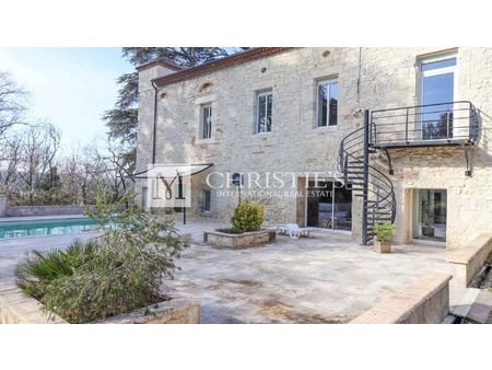 remarkable manoir with guest house  pool and jacuzzi  40 acres of land  close to agen  age