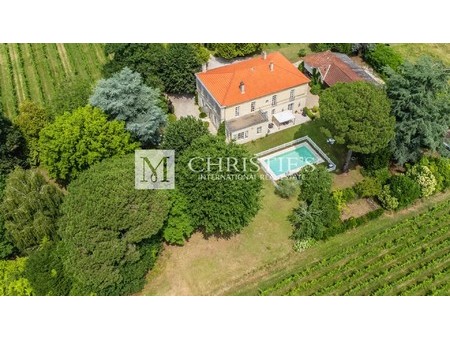 cambes - prestigious stone property 20 min from bordeaux center  cambes  aq 33880 villa/to