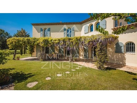 provenal house with views in saint-rmy-de-provence  saint rmy de provence  pr 13210 villa/