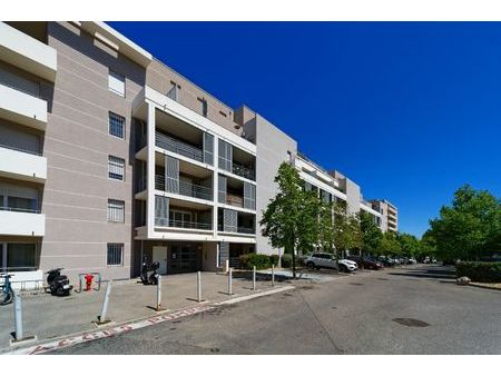 appartement avignon 63 m² t-3 à vendre  125 000 €