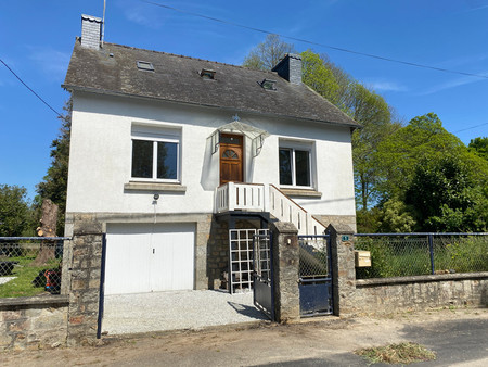 une belle maison familiale de 3/4 chambres dans une destination touristique près de la for