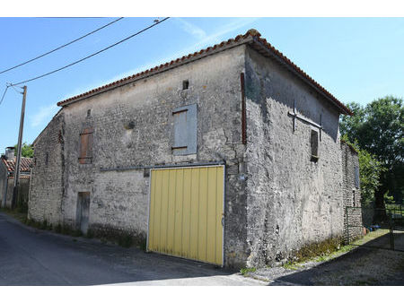 a vendre grange 45 m² à gourville | capifrance