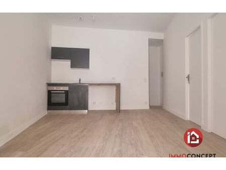 location appartement 3 pièces 40 m² bagnols-sur-cèze (30200)