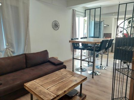 location appartement  m² t-2 à barjols  550 €