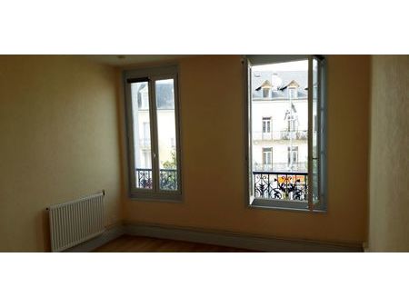 a louer vichy appartement f 4