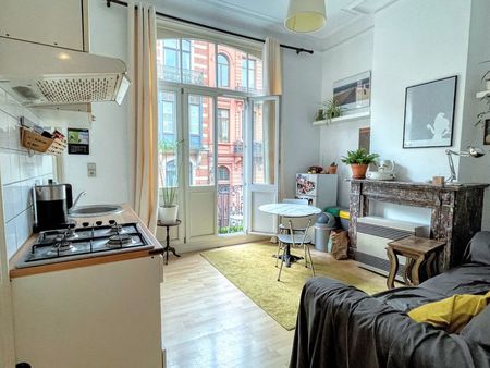 appartement à louer à saint-gilles € 765 (kozps) - place 4 you | zimmo