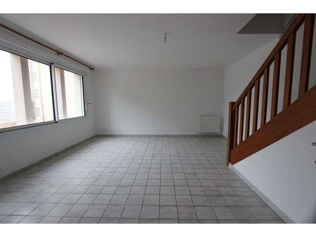 location maison 4 pièces 69 m²