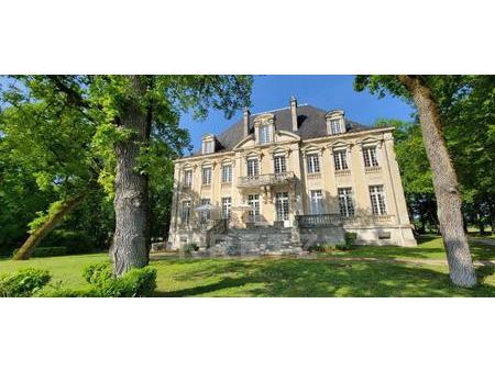 exclusivité - cahors - chateau du debut xixème remarquablement restauré