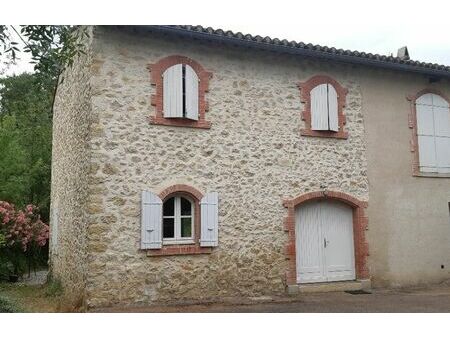 location maison 5 pièces 160 m² mas-saintes-puelles (11400)