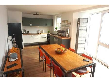 appartement duplex avec 3 chambres et balcon