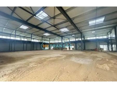location local industriel 407 m² louvres (95380)