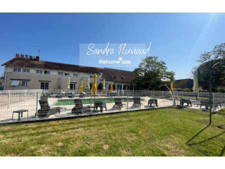 vente divers 550 m² coings (36130)