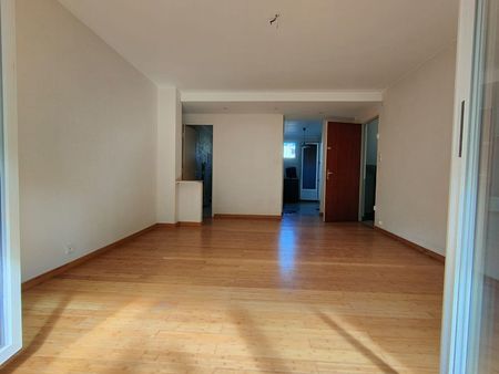 bel appartement 3 pièces 69 m² avec cave