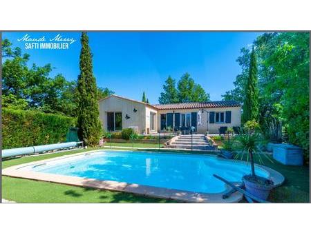 villa plain-pied 110 m2 - 4 chambres - piscine - garage - terrain de 1650 m2 plat  clôturé