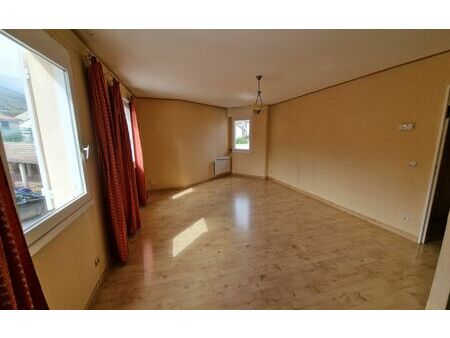 appartement thoiry 74.59 m² t-3 à vendre  260 000 €
