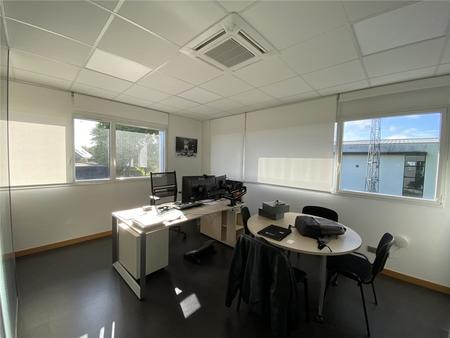location de bureau de 278 m² à saint-grégoire - 35760