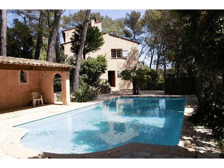 belle villa provencale - piscine avec pool house - tourrettes sur loup
