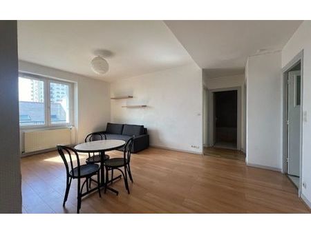 location appartement  m² t-3 à brest  870 €