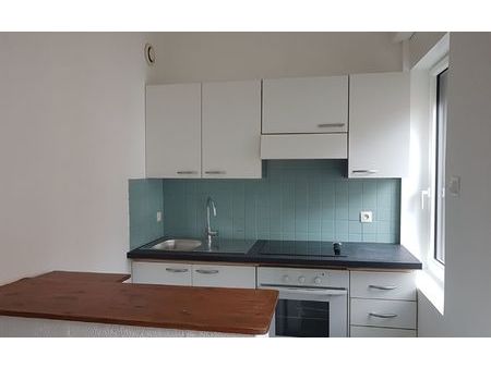location appartement  m² t-2 à hazebrouck  496 €