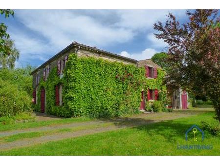 vente maison à la caillère-saint-hilaire (85410) : à vendre / 154m² la caillère-saint-hila