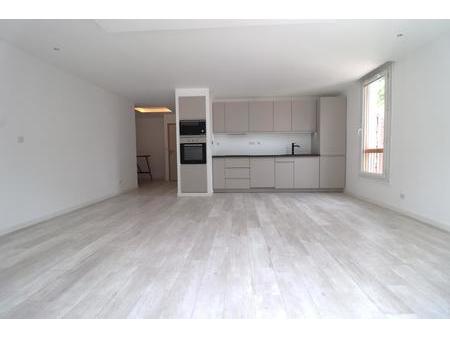 appartement à vendre f3 de 70 m² avec garage