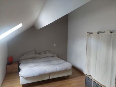 bel appartement lumineux gy centre f2 libre 07/2024
