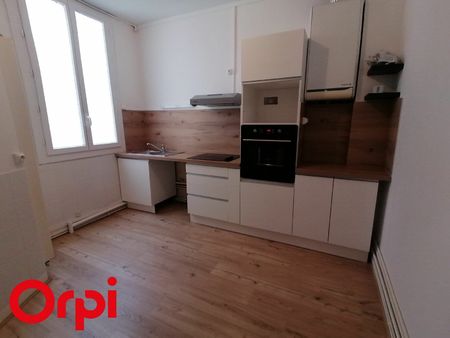 location appartement  m² t-2 à saint-étienne-de-saint-geoirs  500 €