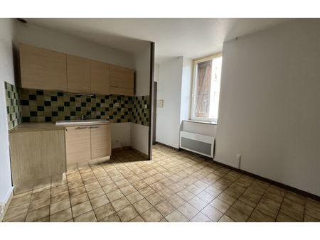 location appartement 2 pièces 31 m² vals-les-bains (07600)