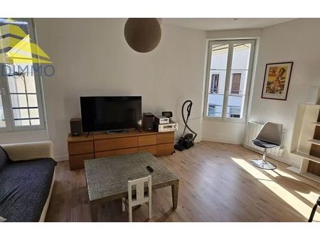 vendu : appartement 4 pièces 66 m² mandres-les-roses (94520)