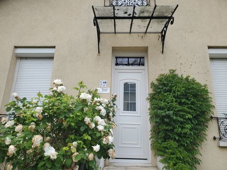 charme et caractère pour cette maison individuelle ancienne rénovée de 94m² 5p avec jardin