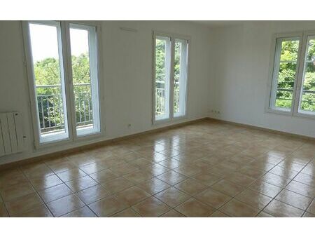 location appartement  m² t-3 à montigny-lès-cormeilles  963 €