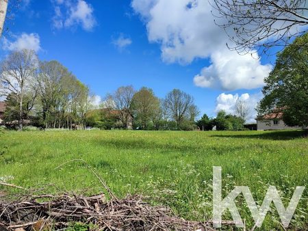 vente terrain 900 m²