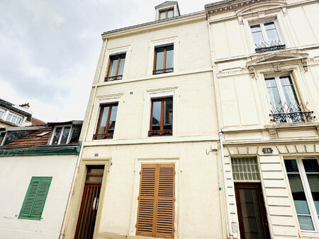 hyper centre studio cosy en plein coeur de reims  rue marlot