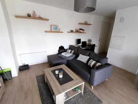 location appartement  41 m² t-2 à vouneuil-sous-biard  580 €