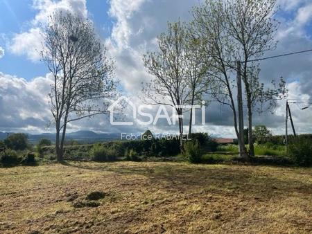 terrain constructible de 945 m2