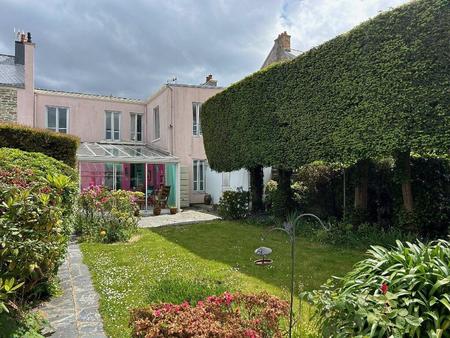 vente maison à cherbourg-octeville (50100) : à vendre / 175m² cherbourg-octeville