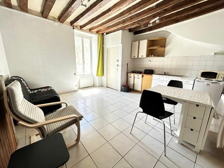 location appartement  m² t-1 à alençon  300 €