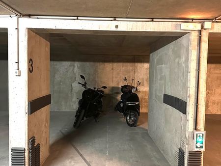 location parking moto rue labrouste métro pasteur 75015
