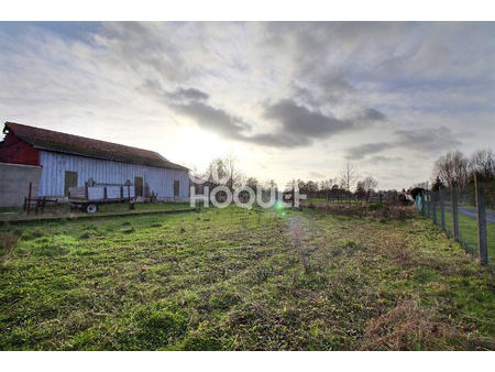 terrain   937m² 13157