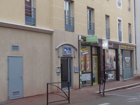 local commercial 24 m² chaponost